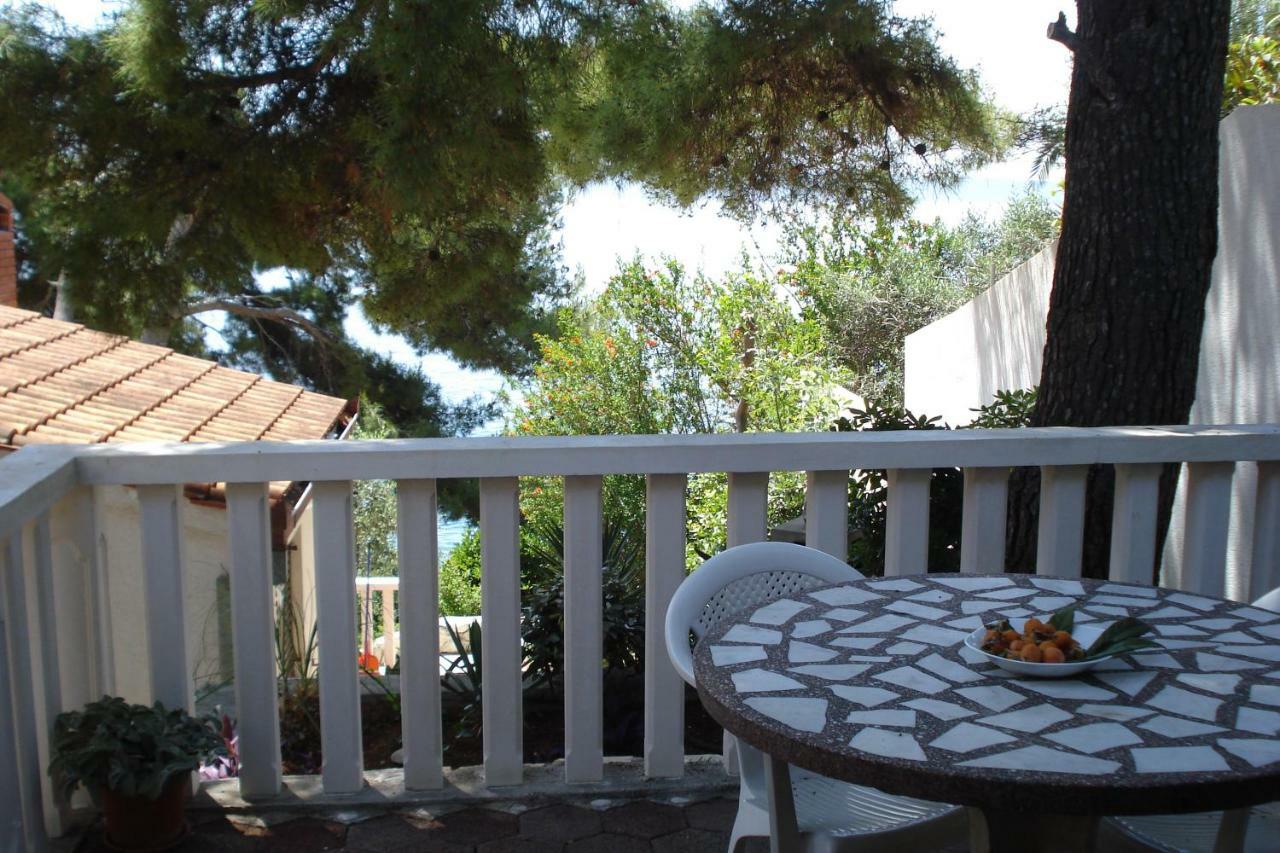 Villa Bok Apartments Trogir Exteriör bild